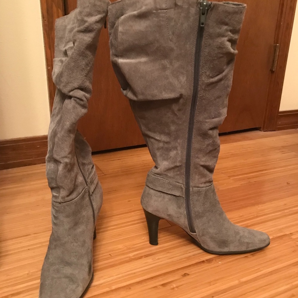 Bass boots